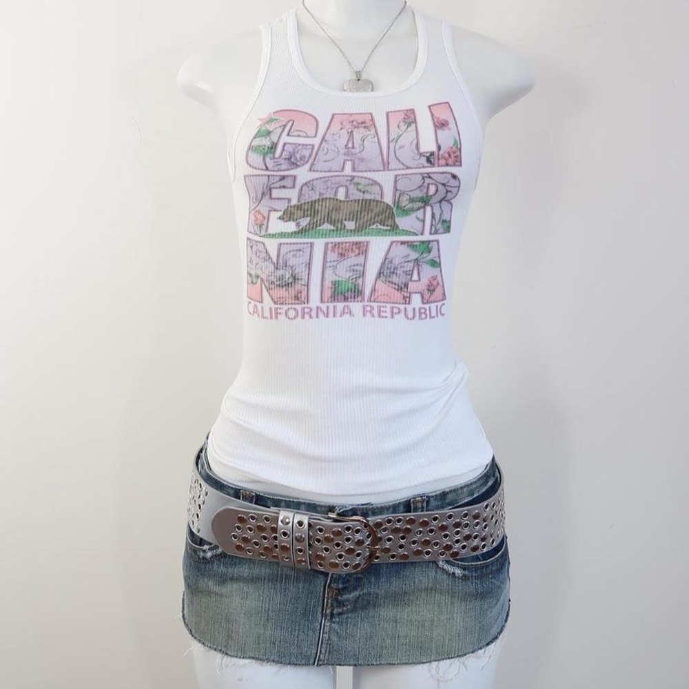 y2k california republic floral graphic tank white ribbed baby tee size S